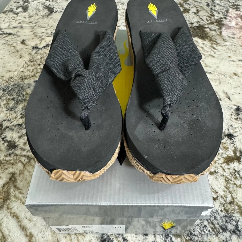 Volatile Black Espadrille Flip-Flops‎